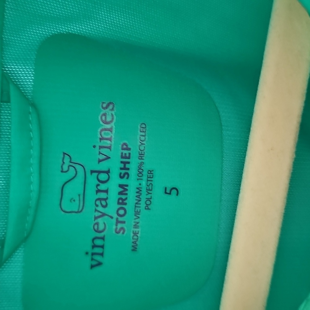Vineyard Vines Storm Shep Rain Jacket Hooded – Size 5 – Boys Or Girls - Picture 3 of 6